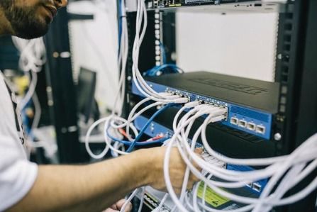 人臉識別 檢測技術加速安防行業智能水平提升